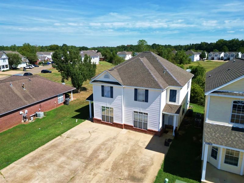 Townhome in Oktibbeha County At 391 : Starkville : Oktibbeha County : Mississippi