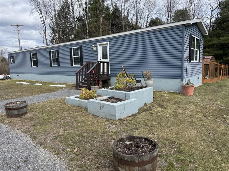Charming Country Retreat : Cleveland : Oneida County : New York