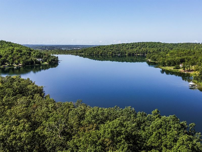 Build on Top of a Hill, Lake Views : Horseshoe Bend : Izard County : Arkansas