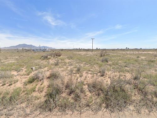 Power at Street, Close to Town : Deming : Luna County : New Mexico
