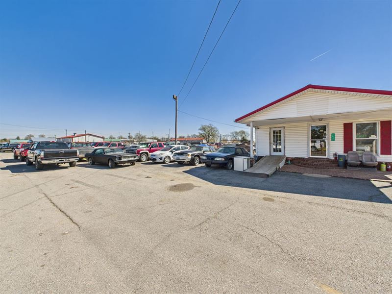 Exclusive Car Dealership in Malden : Malden : Dunklin County : Missouri