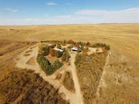 Lewellen Lake Mac Hideaway : Lewellen : Keith County : Nebraska