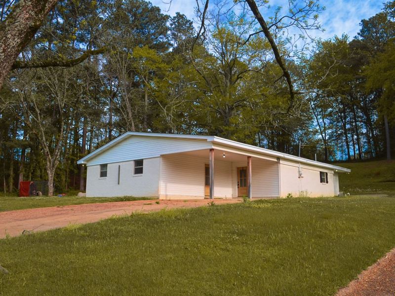 172 Coffee Street : Pontotoc : Pontotoc County : Mississippi