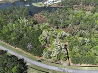 1.74 Acre Waterfront Residential Bu : Belhaven : Beaufort County : North Carolina