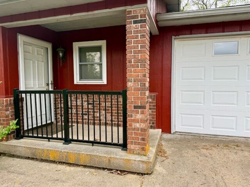 3 Bed/2 Bath, Shaded Lot, Storage : Mountain View : Howell County : Missouri