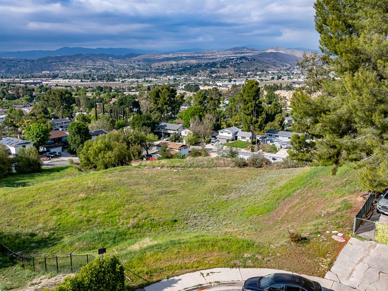 Gentle Slope and Nice Views : Santa Clarita : Los Angeles County : California