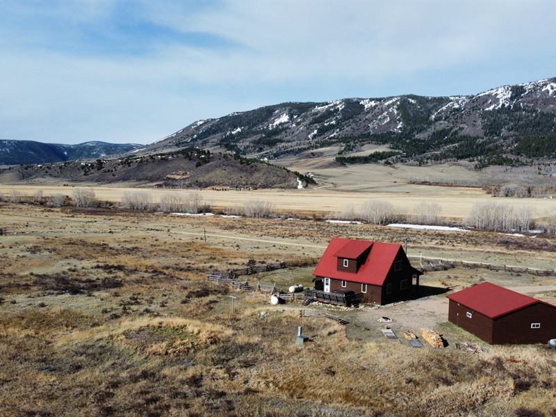 Red Roof Retreat : Centennial : Albany County : Wyoming