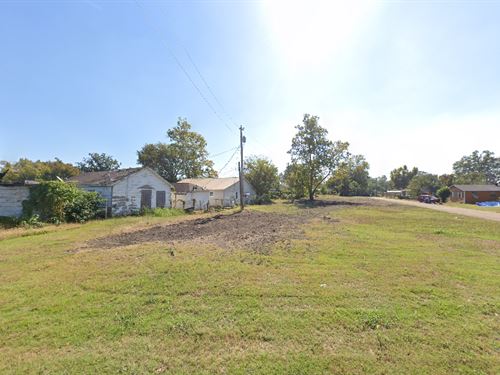 Beautiful Cleared Lot with Views : Clarksdale : Coahoma County : Mississippi