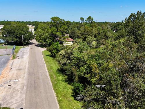 .32 Acres in Gulfport, MS : Gulfport : Harrison County : Mississippi
