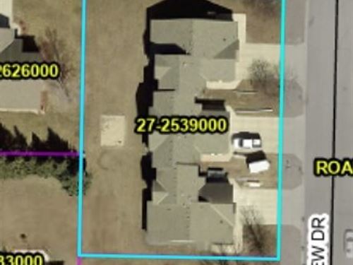 Townhome Complex Litchfield MN : Litchfield : Meeker County : Minnesota