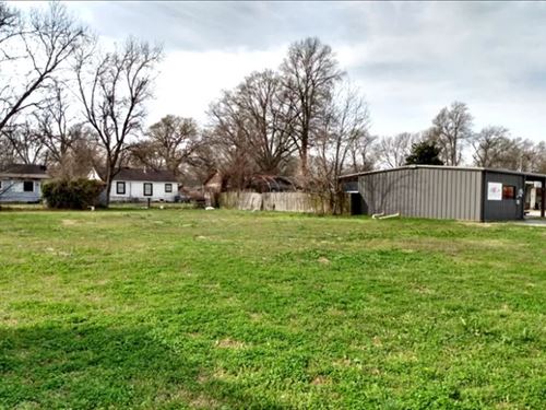 Commercial Property in Sunflower Co : Indianola : Sunflower County : Mississippi