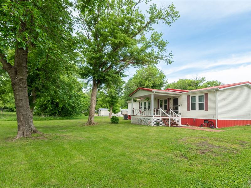 Beautifully Updated 3-Bedroom, 2-Ba : Sturdivant : Bollinger County : Missouri