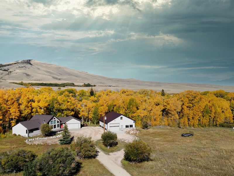 Mountain Valley Getaway : Centennial : Albany County : Wyoming