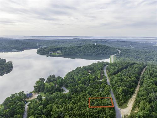 Your Backdeck Can Overlook The Lake : Horseshoe Bend : Izard County : Arkansas