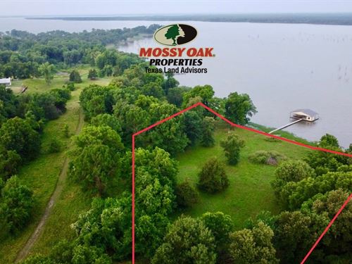 Pecan Shore Retreat : Lone Oak : Hunt County : Texas