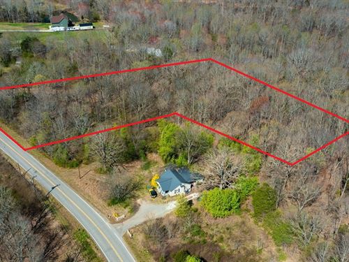 2 Beautiful Acres in Southside TN : Southside : Montgomery County : Tennessee