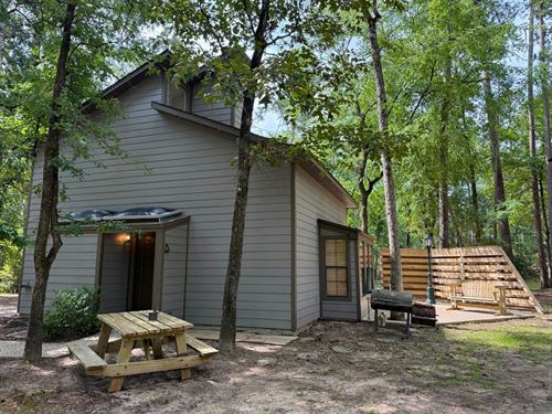 23 Putters Point E, Huntsville, Te : Huntsville : San Jacinto County : Texas