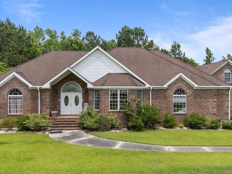1.98 Acres of Residential Land : Tabor City : Columbus County : North Carolina