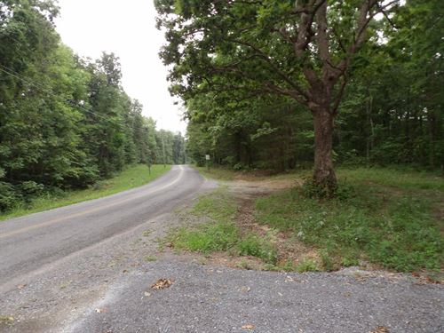 Level to Sloping, Public Water : Pikeville : Bledsoe County : Tennessee