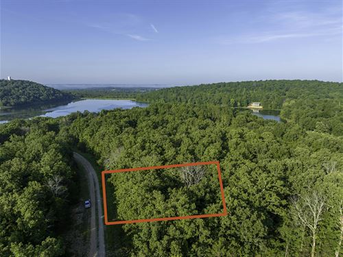 6 Min Walk to The Boat Launch : Horseshoe Bend : Izard County : Arkansas