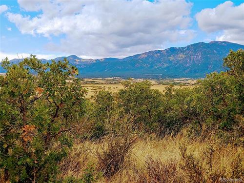 Lovely Greenhorn Meadows Park Area : Pueblo : Colorado