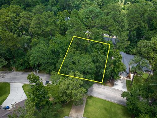 912 Inwood Drive, Elkins Lake : Huntsville : Walker County : Texas