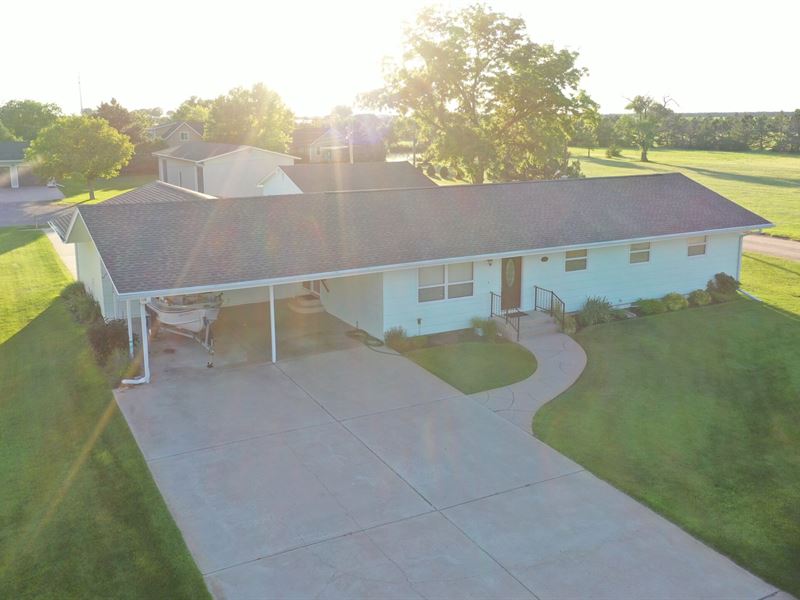 1543 Grant St : Imperial : Chase County : Nebraska