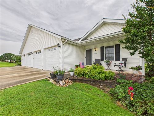 Stunning Duplex, Investment Opport : Dexter : Stoddard County : Missouri