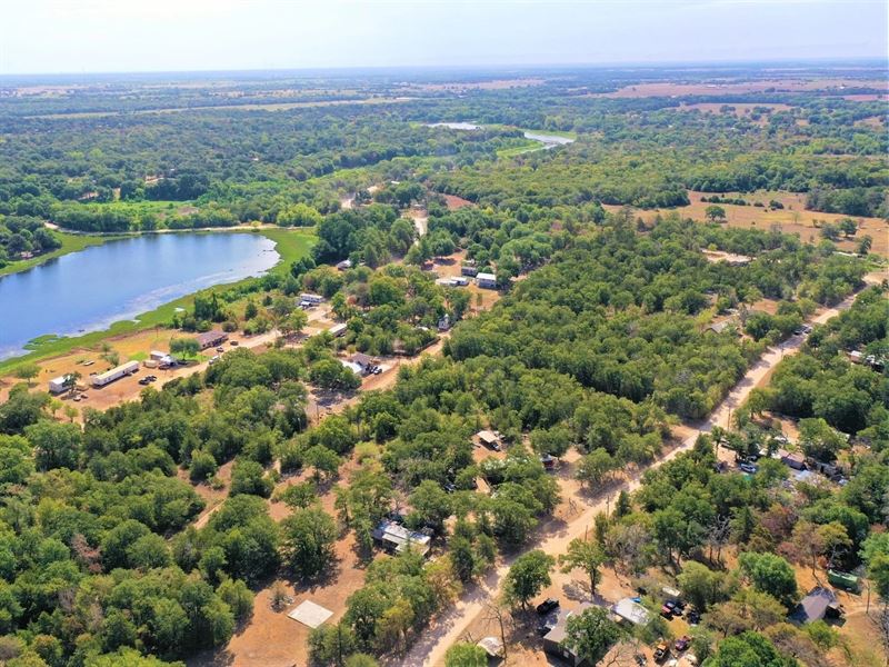 Cade Lake Caldwell, TX Lot : Caldwell : Burleson County : Texas