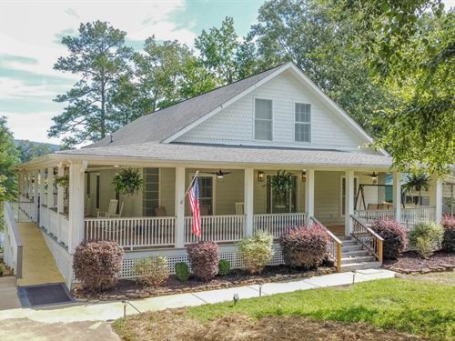 Beautiful Lake Weiss Home : Leesburg : Cherokee County : Alabama