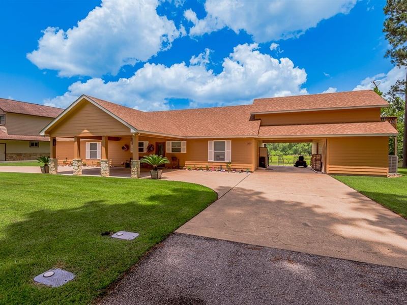 33 Lakeside Drive, Trinity, Texas : Trinity : Trinity County : Texas