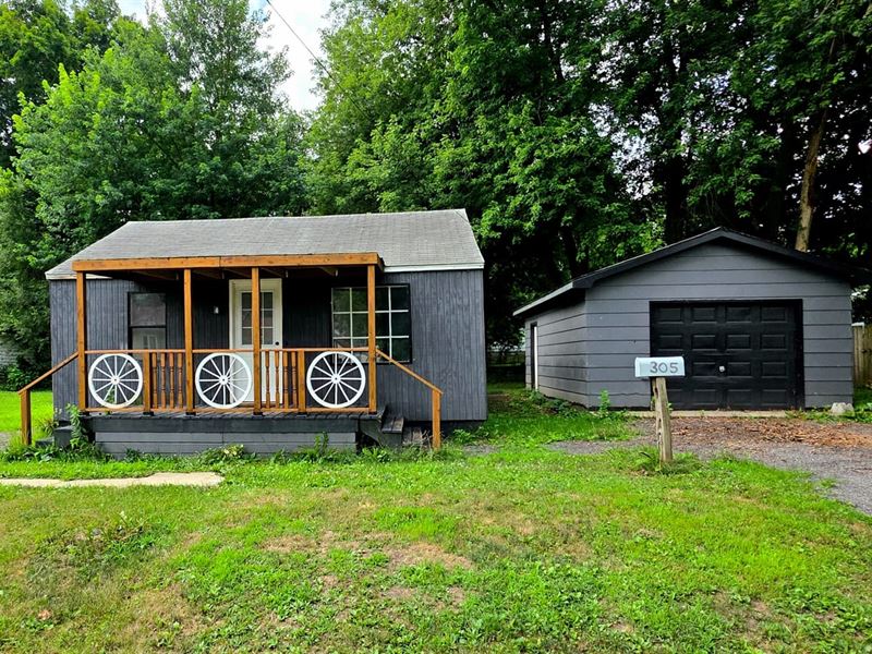 2 Bed 1 Bath Fixer Upper Georgetown : Georgetown : Vermilion County : Illinois