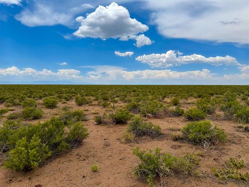 Your Off-Grid Oasis Near Blanca CO : Blanca : Costilla County : Colorado