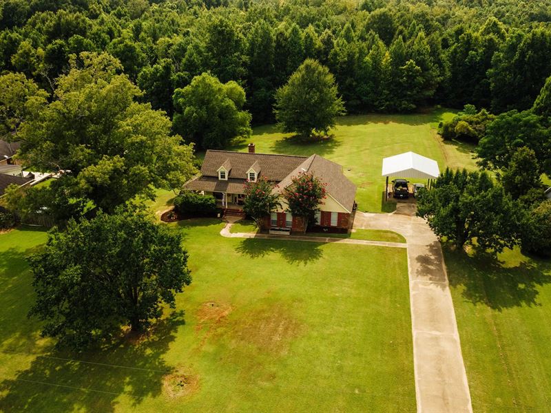 Home On 1 Acre in Hinds County, MS : Clinton : Hinds County : Mississippi