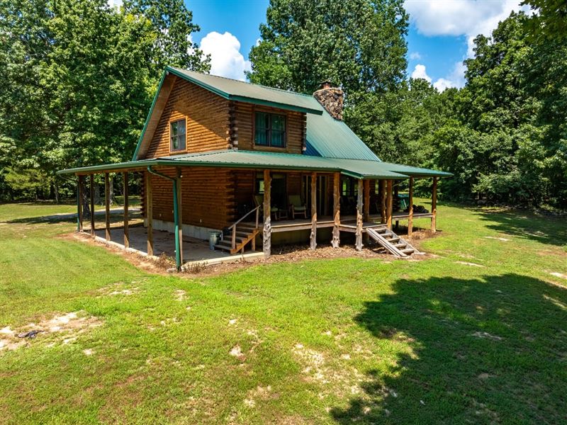 Turnkey Riverfront Log Cabin for Sa : Maynard : Randolph County : Arkansas