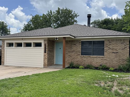 4 Bed/2 Bath Home in Bryan TX : Bryan : Brazos County : Texas
