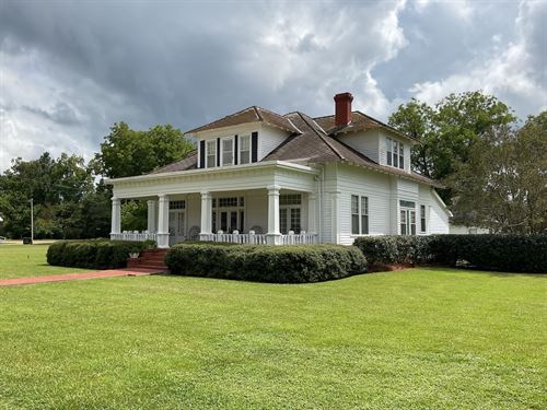 Dozier Main St Cook House, 4+ Acres : Dozier : Crenshaw County : Alabama