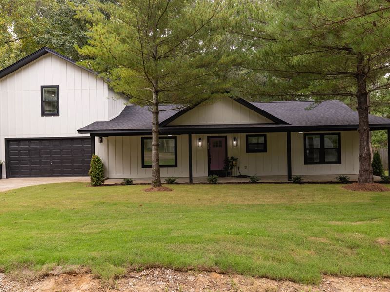 Fully Renovated Home in Lafayette : Oxford : Lafayette County : Mississippi
