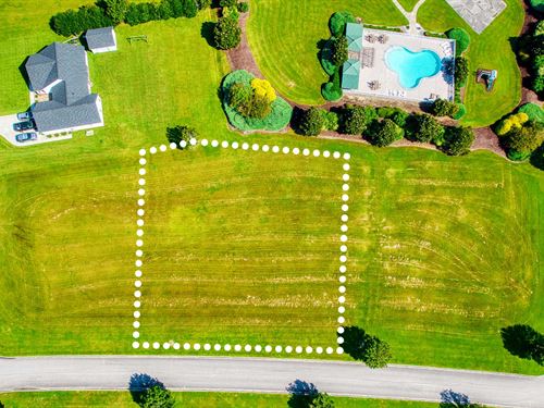 Near Creek Lot with Own Boat Slip : Arapahoe : Pamlico County : North Carolina