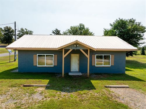 Cozy 2-Bedroom Home at 1434 Five MI : Drasco : Cleburne County : Arkansas