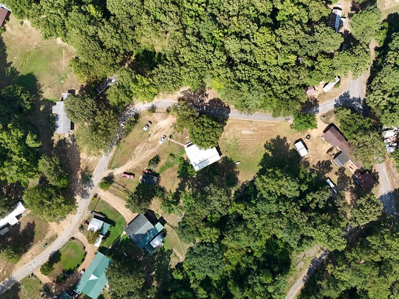 Home On 1.6 Acres in Yalobusha Coun : Water Valley : Yalobusha County : Mississippi