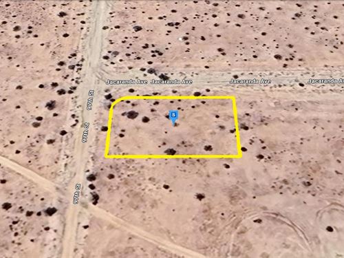 Lot Near Central Park, $609.37 Down : California City : Kern County : California