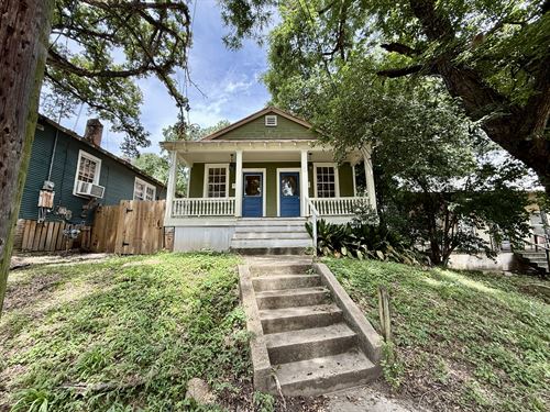 207 St Mary St, Natchez, MS 39120 : Natchez : Adams County : Mississippi