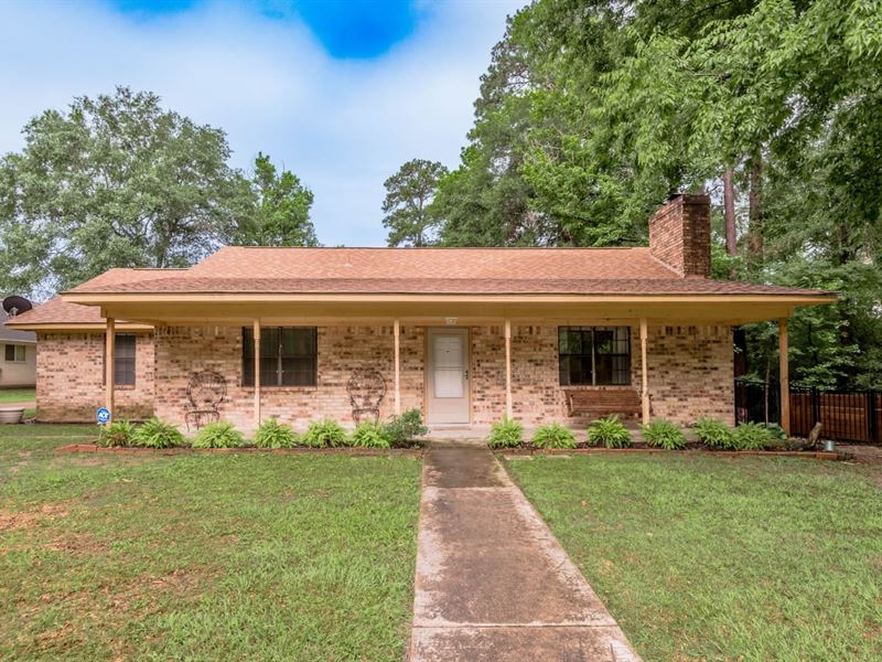 1 Cottonwood, Trinity, Texas : Trinity : Trinity County : Texas