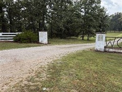 3.02 Acre Lot Woods Creek Estates : Mountain View : Howell County : Missouri