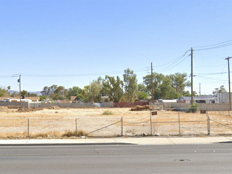Vegas Lifestyle Awaits $2,500/Mo : Las Vegas : Clark County : Nevada