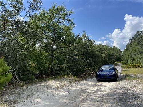Homesite Close to Attractions : Live Oak : Suwannee County : Florida