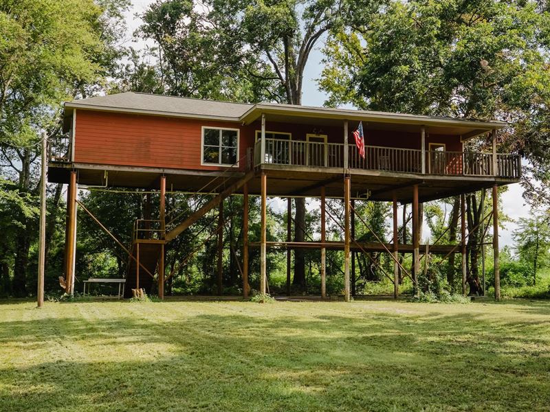 Cabin On.29 Acres in Warren Coun : Vicksburg : Warren County : Mississippi