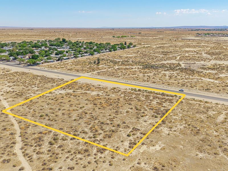 Residential Lot : Lancaster : Los Angeles County : California