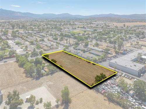 Your Future Home in San Jacinto : San Jacinto : Riverside County : California